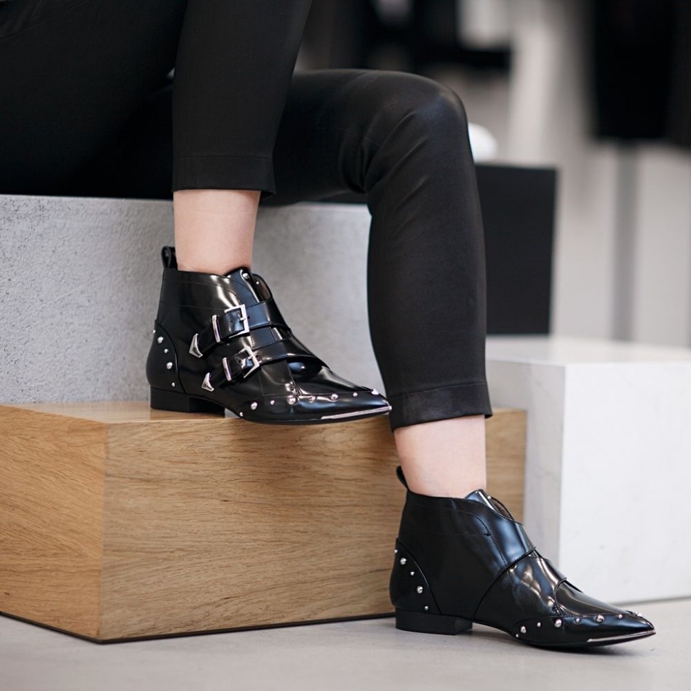 🍒NWOB🍒 IRO STEAMPUNK PATENT LEATHER STUDDED